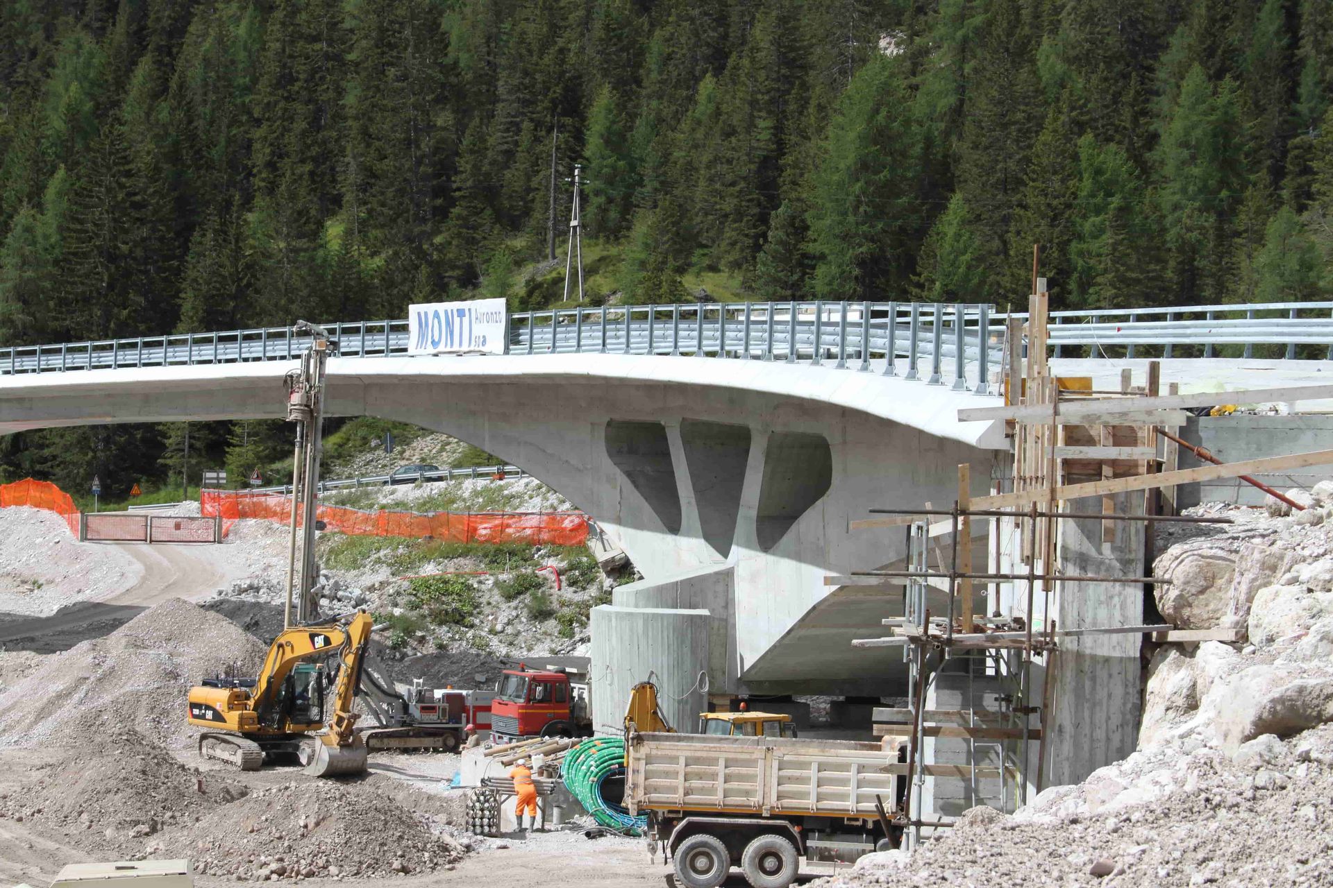 Rudavoi Torrent Bridge